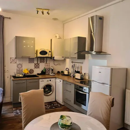 Appartement Cosy De Tourny 사흘라 라 카네다