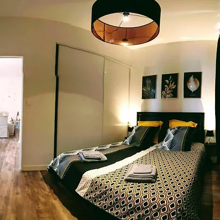 Appartement Cosy De Tourny 사흘라 라 카네다