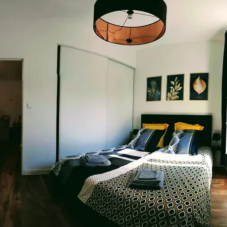 Appartement Cosy De Tourny 아파트 사흘라 라 카네다
